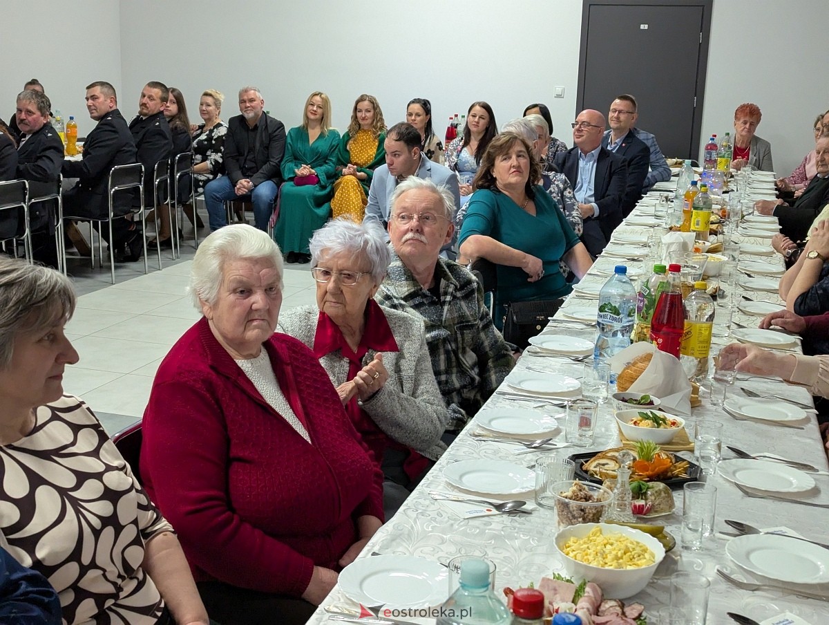 Śpiewem i żartem - przegląd talentów w Kamiance [22.11.2025] - zdjęcie #55 - eOstroleka.pl