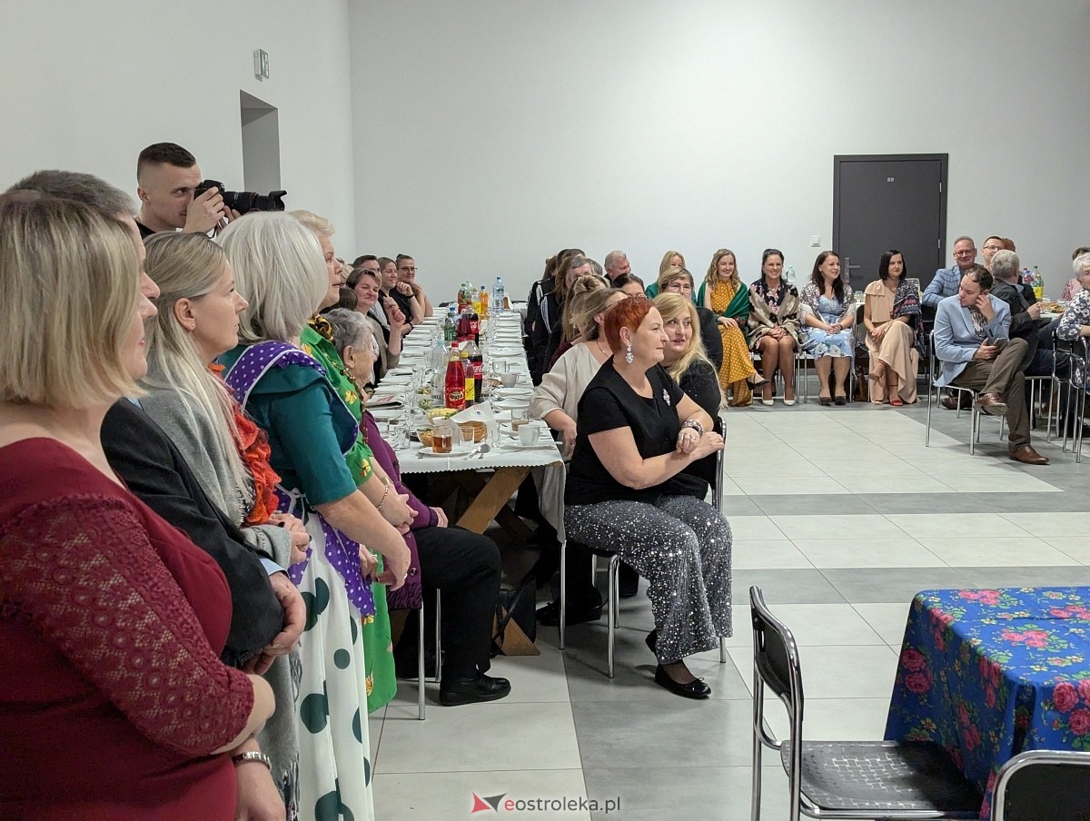 Śpiewem i żartem - przegląd talentów w Kamiance [22.11.2025] - zdjęcie #51 - eOstroleka.pl