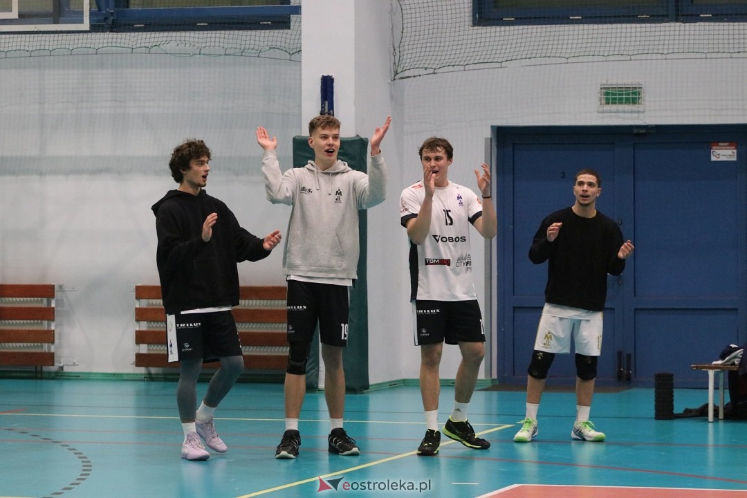 SPS Volley Ostrołęka - MKS MDK Warszawa [22.11.2025] - zdjęcie #54 - eOstroleka.pl
