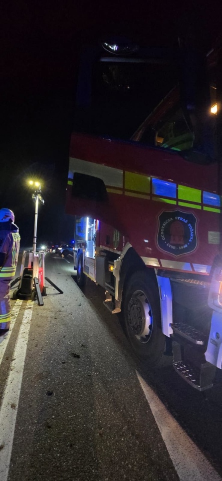 Wypadek w Dębach (gm. Łyse) [22.11.2025] - zdjęcie #7 - eOstroleka.pl