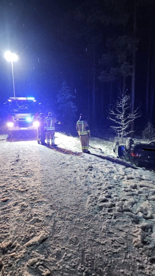 Wypadek w Serafinie [24.11.2025] - zdjęcie #3 - eOstroleka.pl