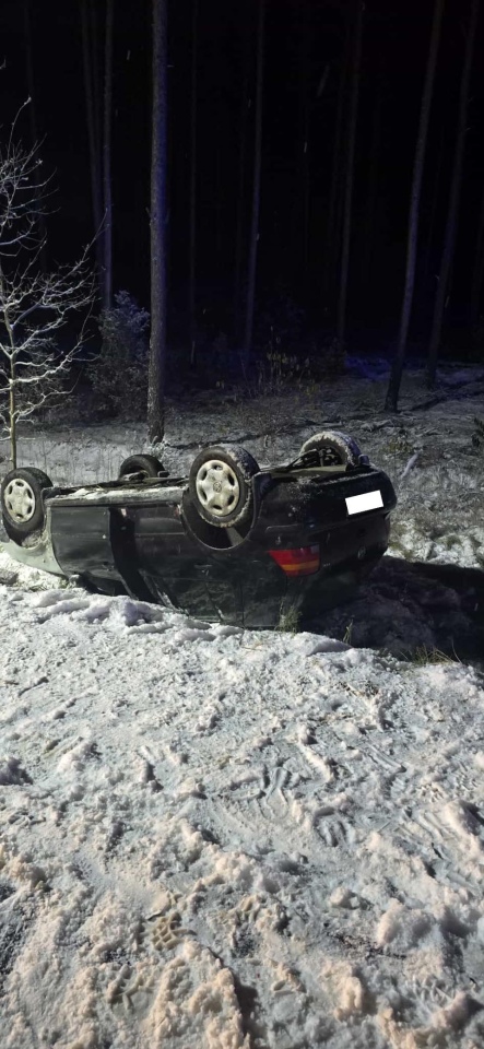 Wypadek w Serafinie [24.11.2025] - zdjęcie #1 - eOstroleka.pl