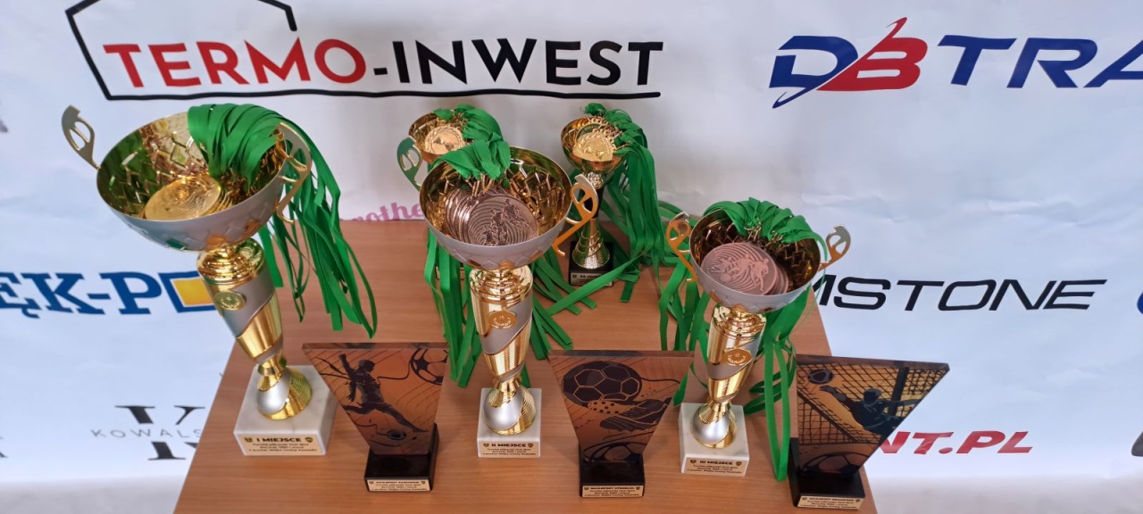 Oldboje rozgrzali Chudek! Zacięty turniej o puchar wójta rozstrzygnięty [22.11.2025] - zdjęcie #13 - eOstroleka.pl