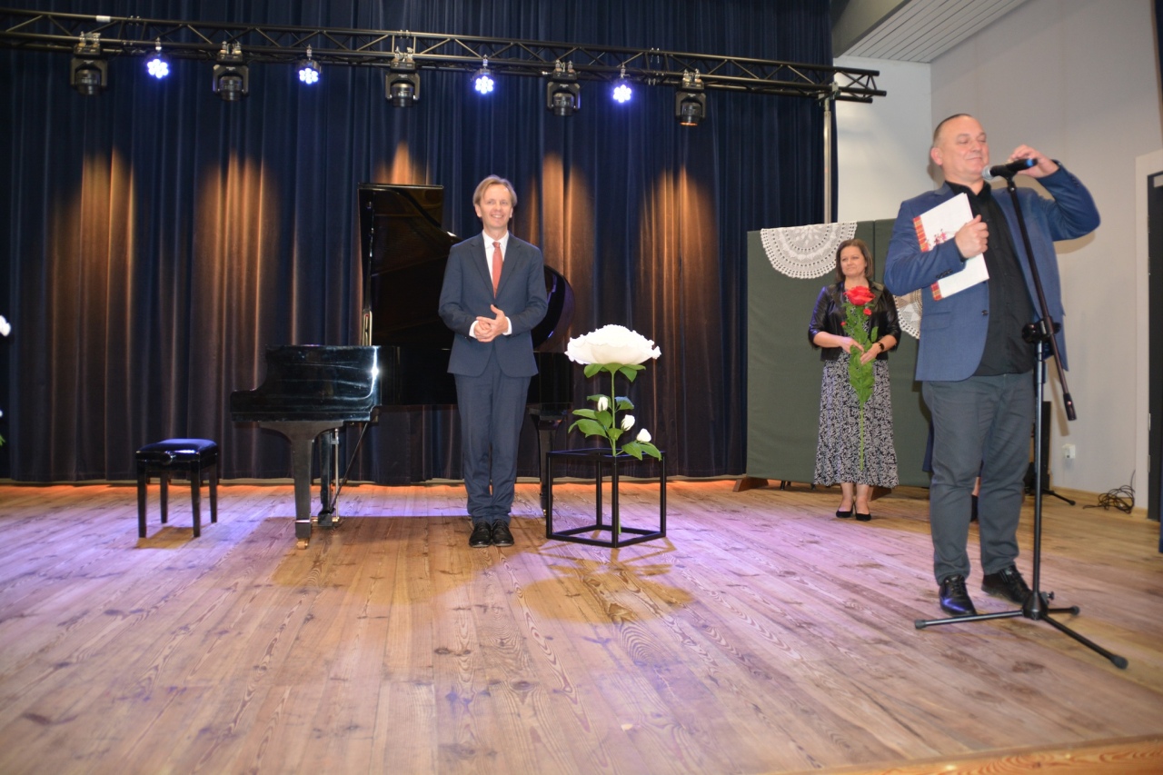 Koncert fortepianowy Chopin w Kadzidle [22.11.2025] - zdjęcie #6 - eOstroleka.pl