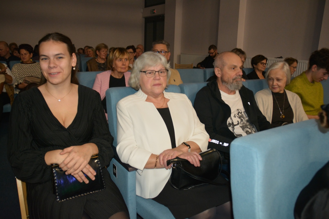 Koncert fortepianowy Chopin w Kadzidle [22.11.2025] - zdjęcie #3 - eOstroleka.pl