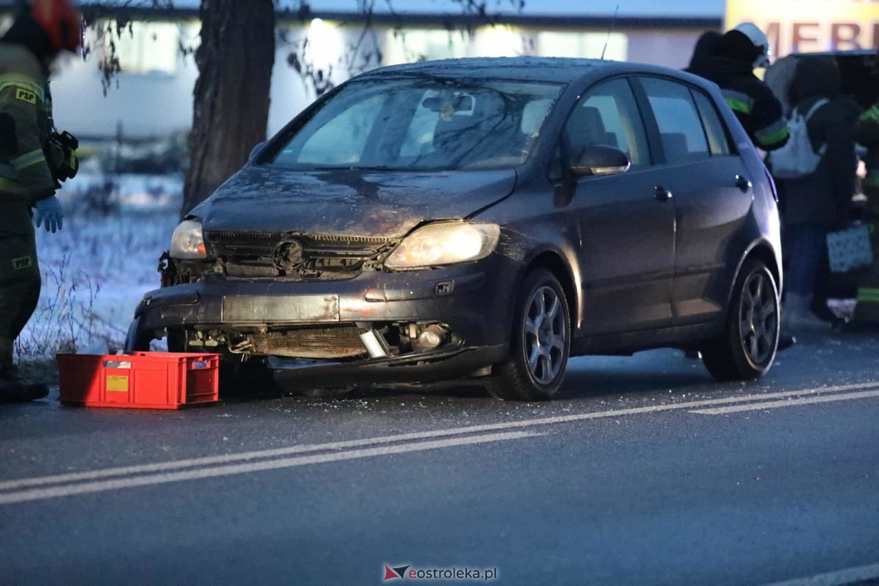 Wypadek w Antoniach [24.11.2025] - zdjęcie #10 - eOstroleka.pl