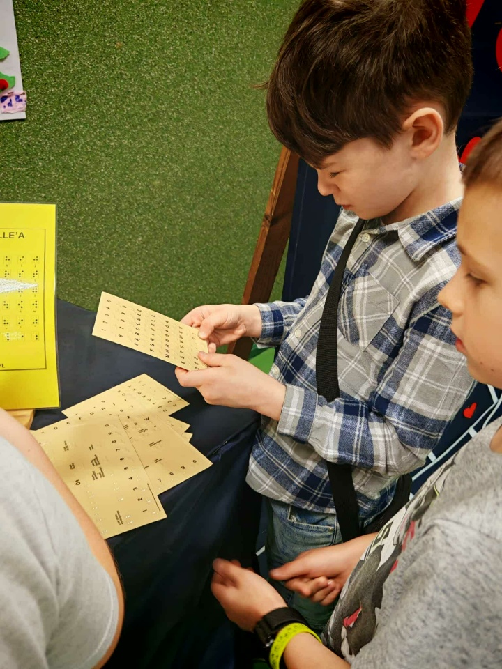 Odlotowy niewidomy w SP 10 w Ostrołęce - zdjęcie #54 - eOstroleka.pl