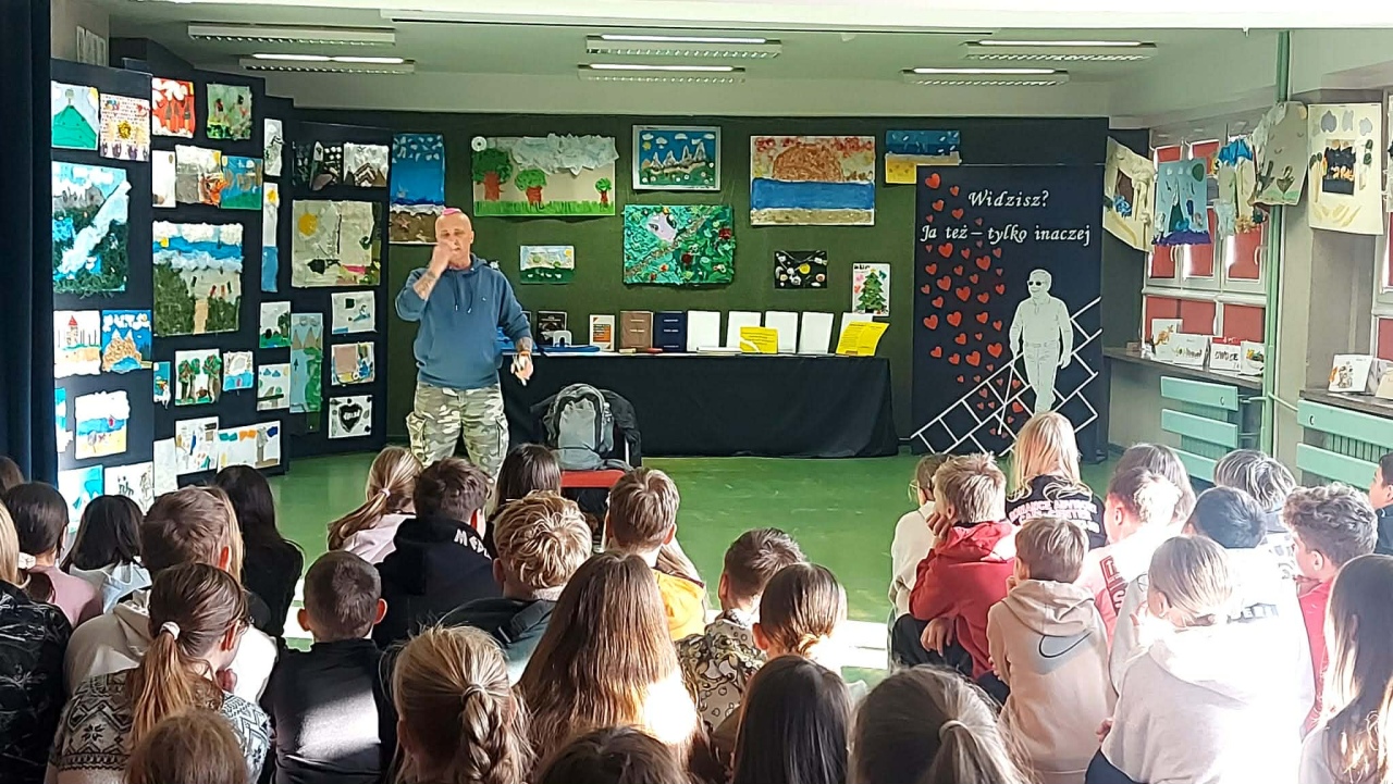 Odlotowy niewidomy w SP 10 w Ostrołęce - zdjęcie #15 - eOstroleka.pl