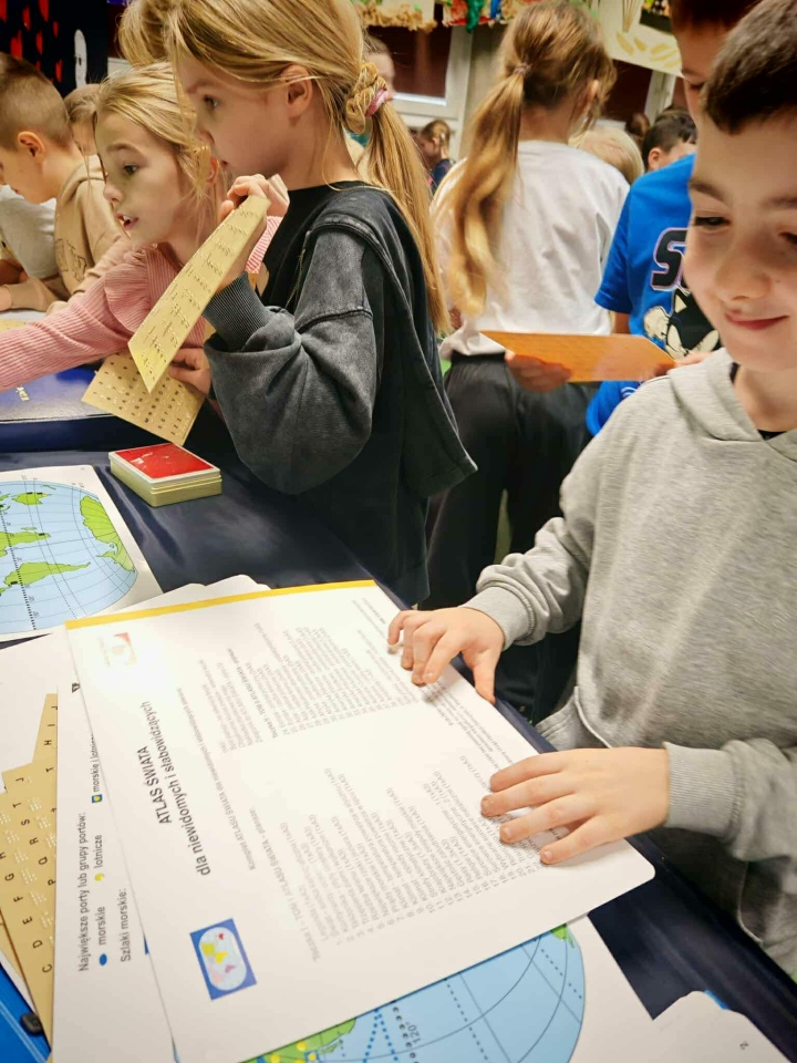 Odlotowy niewidomy w SP 10 w Ostrołęce - zdjęcie #8 - eOstroleka.pl