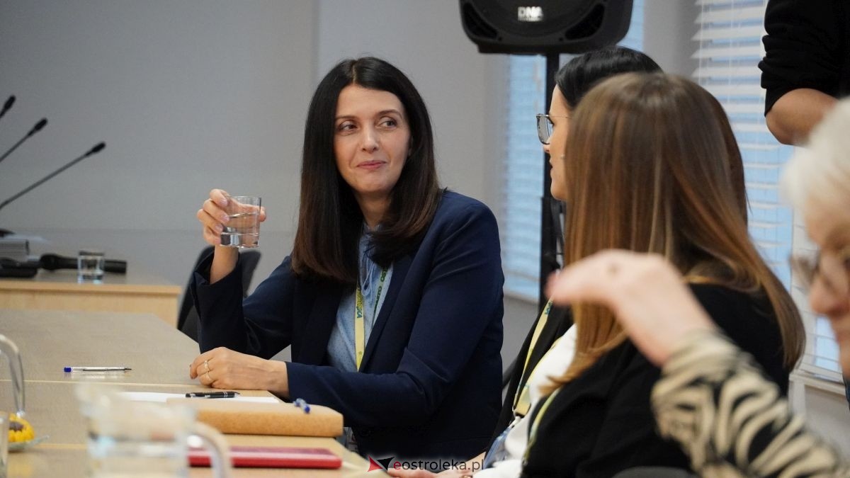 Duży projekt, wspólne korzyści. Ostrołęka i gmina Rzekuń budują nową jakość życia dla mieszkańców! Rusza projekt Młodzi w centrum wart miliony! [25.11.2025] - zdjęcie #107 - eOstroleka.pl