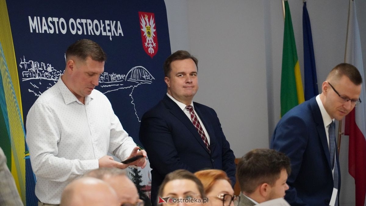 Duży projekt, wspólne korzyści. Ostrołęka i gmina Rzekuń budują nową jakość życia dla mieszkańców! Rusza projekt Młodzi w centrum wart miliony! [25.11.2025] - zdjęcie #100 - eOstroleka.pl