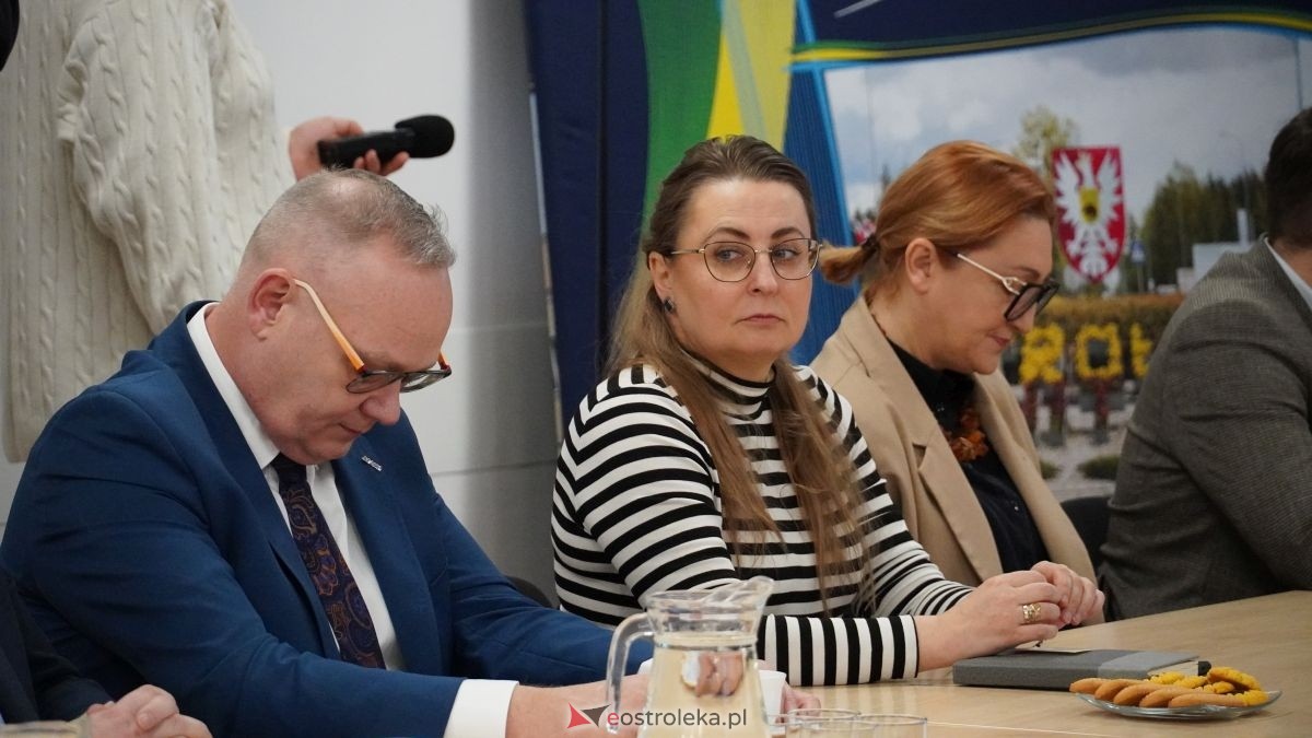 Duży projekt, wspólne korzyści. Ostrołęka i gmina Rzekuń budują nową jakość życia dla mieszkańców! Rusza projekt Młodzi w centrum wart miliony! [25.11.2025] - zdjęcie #84 - eOstroleka.pl