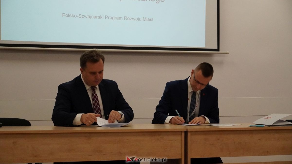 Duży projekt, wspólne korzyści. Ostrołęka i gmina Rzekuń budują nową jakość życia dla mieszkańców! Rusza projekt Młodzi w centrum wart miliony! [25.11.2025] - zdjęcie #81 - eOstroleka.pl