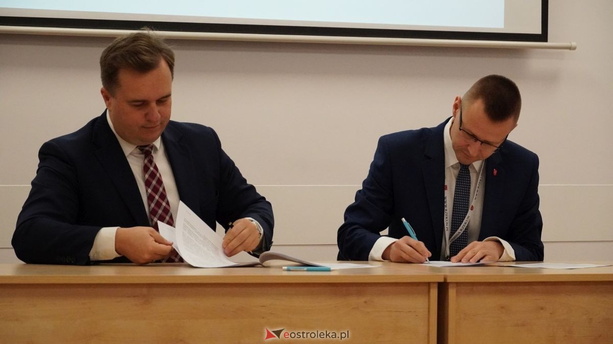 Duży projekt, wspólne korzyści. Ostrołęka i gmina Rzekuń budują nową jakość życia dla mieszkańców! Rusza projekt Młodzi w centrum wart miliony! [25.11.2025] - zdjęcie #79 - eOstroleka.pl