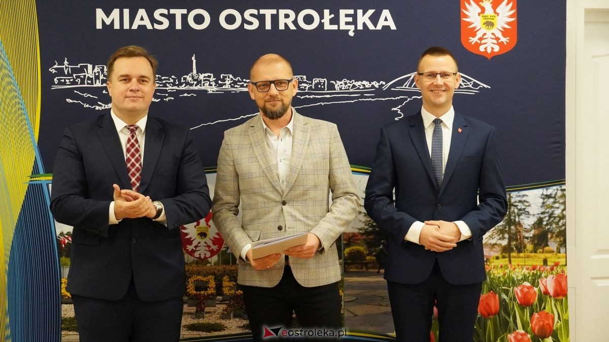 Duży projekt, wspólne korzyści. Ostrołęka i gmina Rzekuń budują nową jakość życia dla mieszkańców! Rusza projekt Młodzi w centrum wart miliony! [25.11.2025] - zdjęcie #57 - eOstroleka.pl