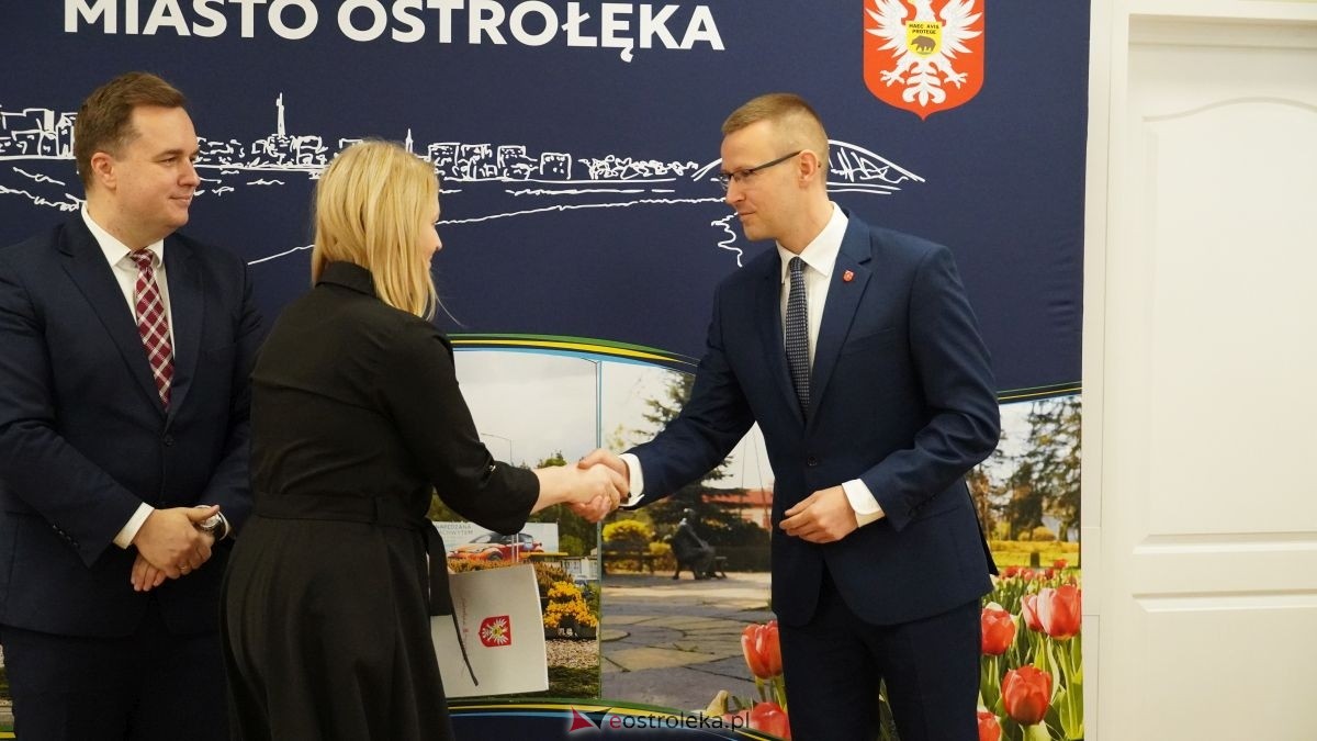 Duży projekt, wspólne korzyści. Ostrołęka i gmina Rzekuń budują nową jakość życia dla mieszkańców! Rusza projekt Młodzi w centrum wart miliony! [25.11.2025] - zdjęcie #56 - eOstroleka.pl
