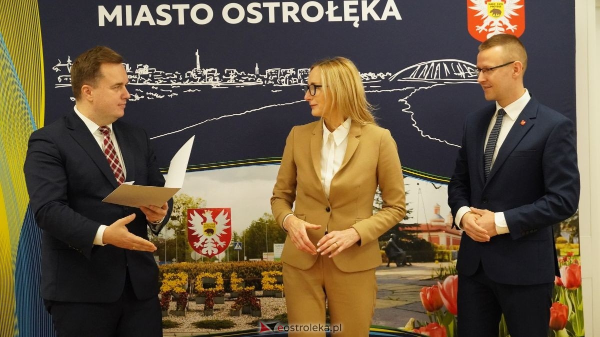 Duży projekt, wspólne korzyści. Ostrołęka i gmina Rzekuń budują nową jakość życia dla mieszkańców! Rusza projekt Młodzi w centrum wart miliony! [25.11.2025] - zdjęcie #48 - eOstroleka.pl