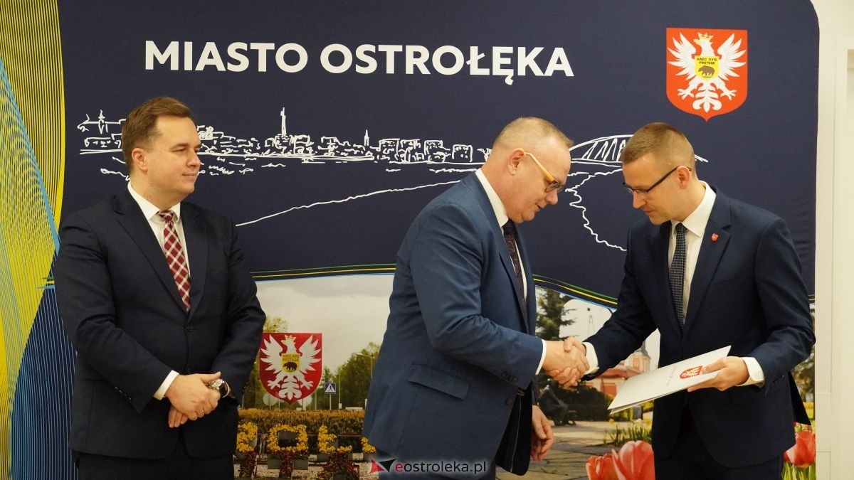 Duży projekt, wspólne korzyści. Ostrołęka i gmina Rzekuń budują nową jakość życia dla mieszkańców! Rusza projekt Młodzi w centrum wart miliony! [25.11.2025] - zdjęcie #39 - eOstroleka.pl