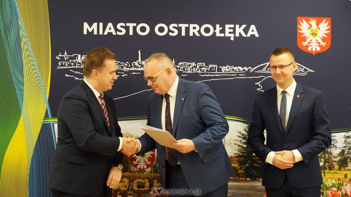 Duży projekt, wspólne korzyści. Ostrołęka i gmina Rzekuń budują nową jakość życia dla mieszkańców! Rusza projekt Młodzi w centrum wart miliony! [25.11.2025] - zdjęcie #38 - eOstroleka.pl