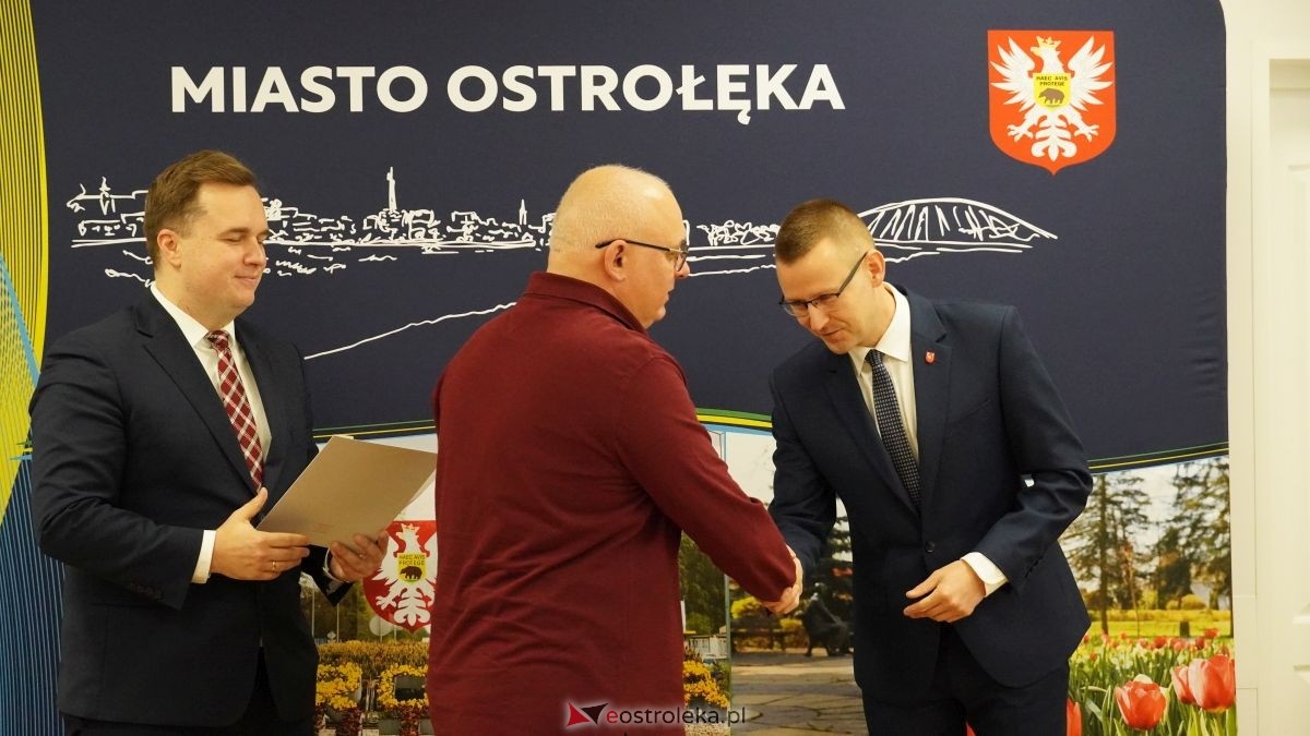 Duży projekt, wspólne korzyści. Ostrołęka i gmina Rzekuń budują nową jakość życia dla mieszkańców! Rusza projekt Młodzi w centrum wart miliony! [25.11.2025] - zdjęcie #36 - eOstroleka.pl