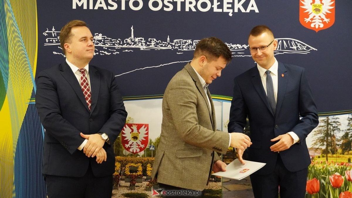 Duży projekt, wspólne korzyści. Ostrołęka i gmina Rzekuń budują nową jakość życia dla mieszkańców! Rusza projekt Młodzi w centrum wart miliony! [25.11.2025] - zdjęcie #27 - eOstroleka.pl