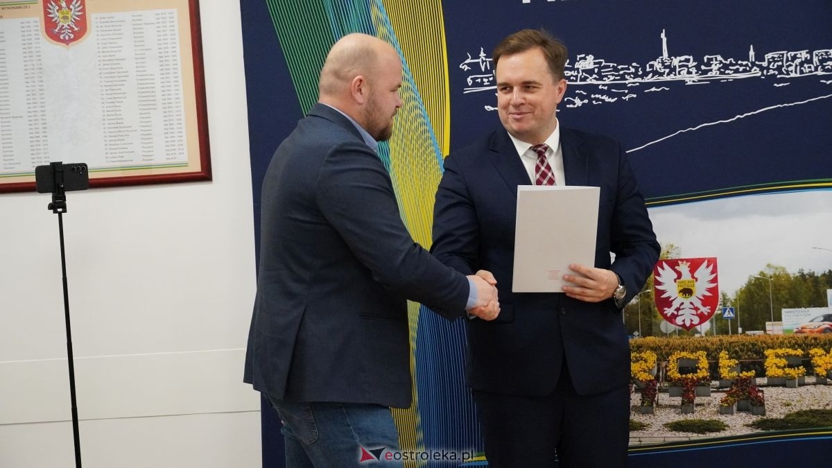 Duży projekt, wspólne korzyści. Ostrołęka i gmina Rzekuń budują nową jakość życia dla mieszkańców! Rusza projekt Młodzi w centrum wart miliony! [25.11.2025] - zdjęcie #23 - eOstroleka.pl