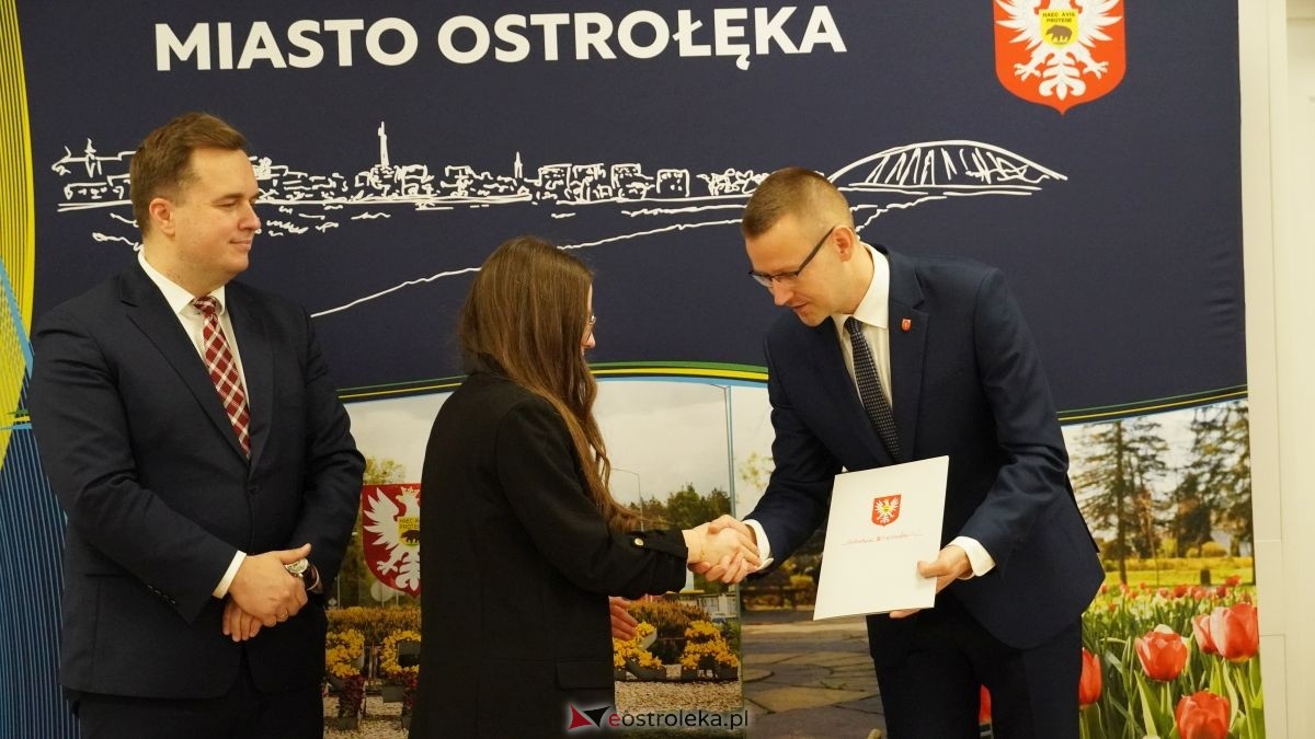 Duży projekt, wspólne korzyści. Ostrołęka i gmina Rzekuń budują nową jakość życia dla mieszkańców! Rusza projekt Młodzi w centrum wart miliony! [25.11.2025] - zdjęcie #21 - eOstroleka.pl