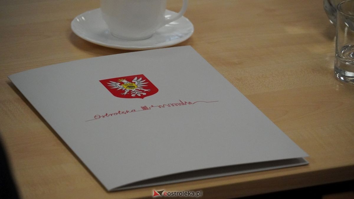 Duży projekt, wspólne korzyści. Ostrołęka i gmina Rzekuń budują nową jakość życia dla mieszkańców! Rusza projekt Młodzi w centrum wart miliony! [25.11.2025] - zdjęcie #2 - eOstroleka.pl