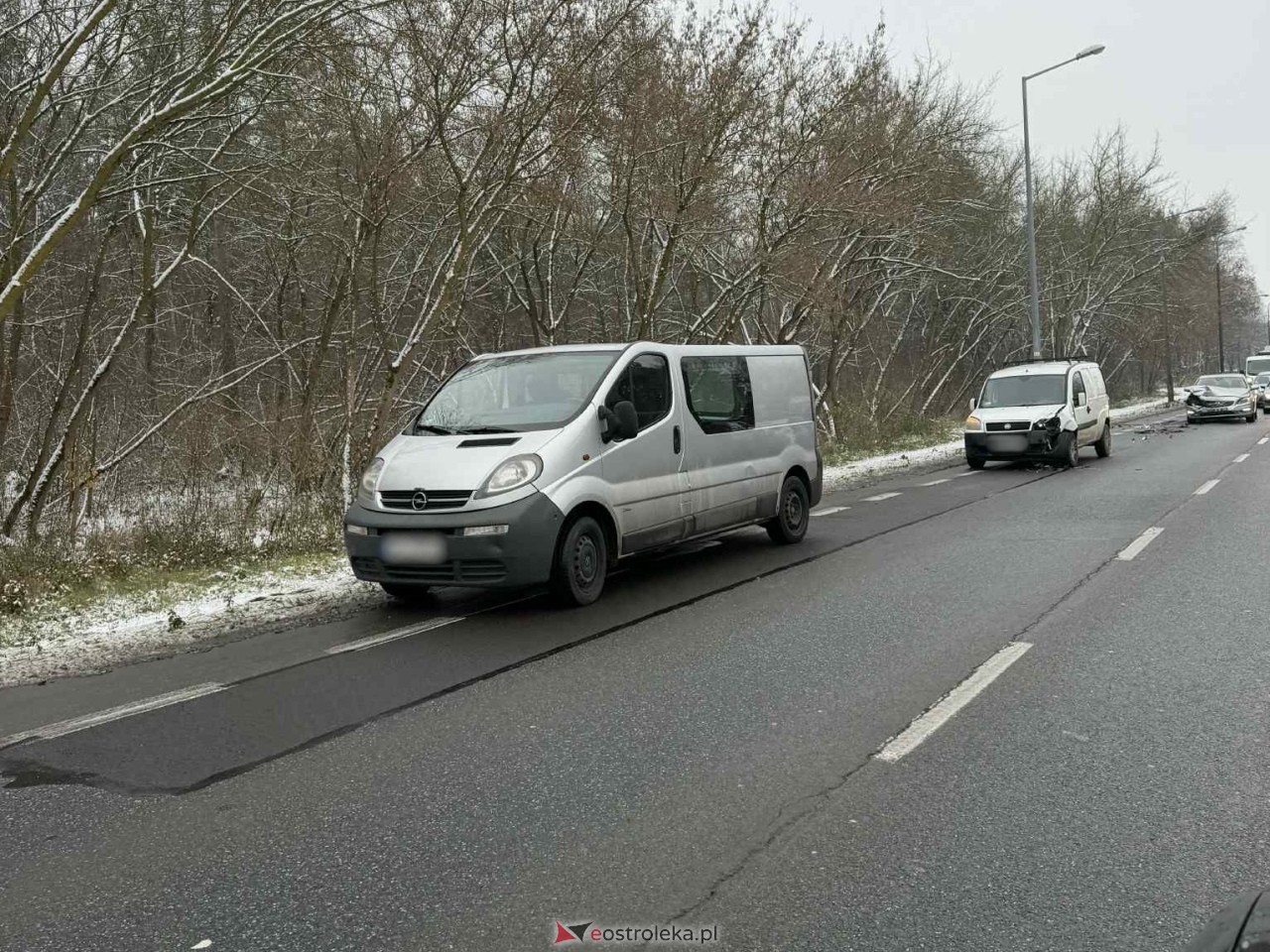 Wypadek na Warszawskiej w Ostrołęce [25.11.2025] - zdjęcie #5 - eOstroleka.pl
