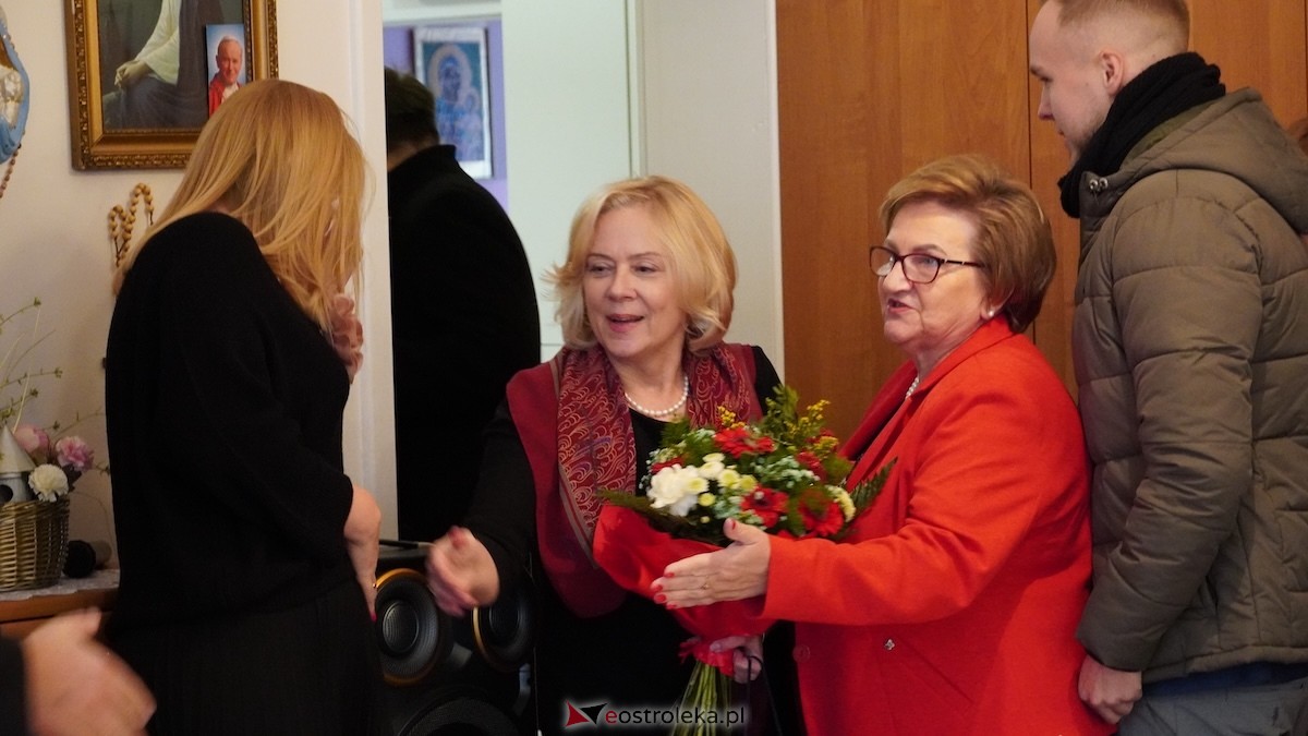 100. urodziny Pani Karoliny Piątkowskiej. Wyjątkowy jubileusz mieszkanki DPS PCK w Ostrołęce [25.11.2025] - zdjęcie #50 - eOstroleka.pl