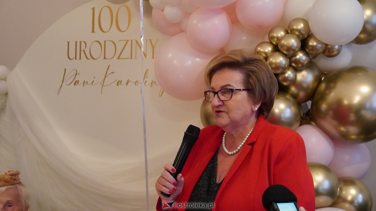 100. urodziny Pani Karoliny Piątkowskiej. Wyjątkowy jubileusz mieszkanki DPS PCK w Ostrołęce [25.11.2025] - zdjęcie #36 - eOstroleka.pl