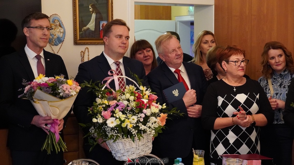 100. urodziny Pani Karoliny Piątkowskiej. Wyjątkowy jubileusz mieszkanki DPS PCK w Ostrołęce [25.11.2025] - zdjęcie #31 - eOstroleka.pl
