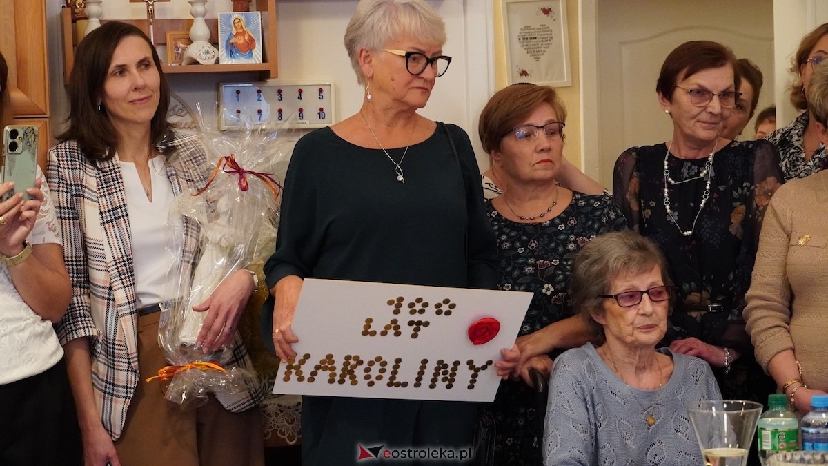 100. urodziny Pani Karoliny Piątkowskiej. Wyjątkowy jubileusz mieszkanki DPS PCK w Ostrołęce [25.11.2025] - zdjęcie #26 - eOstroleka.pl