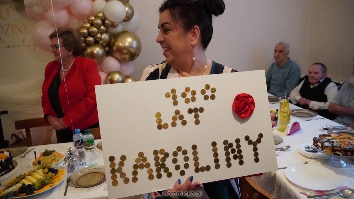 100. urodziny Pani Karoliny Piątkowskiej. Wyjątkowy jubileusz mieszkanki DPS PCK w Ostrołęce [25.11.2025] - zdjęcie #24 - eOstroleka.pl