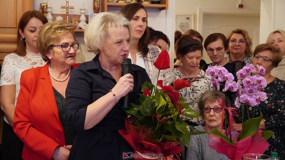 100. urodziny Pani Karoliny Piątkowskiej. Wyjątkowy jubileusz mieszkanki DPS PCK w Ostrołęce [25.11.2025] - zdjęcie #19 - eOstroleka.pl