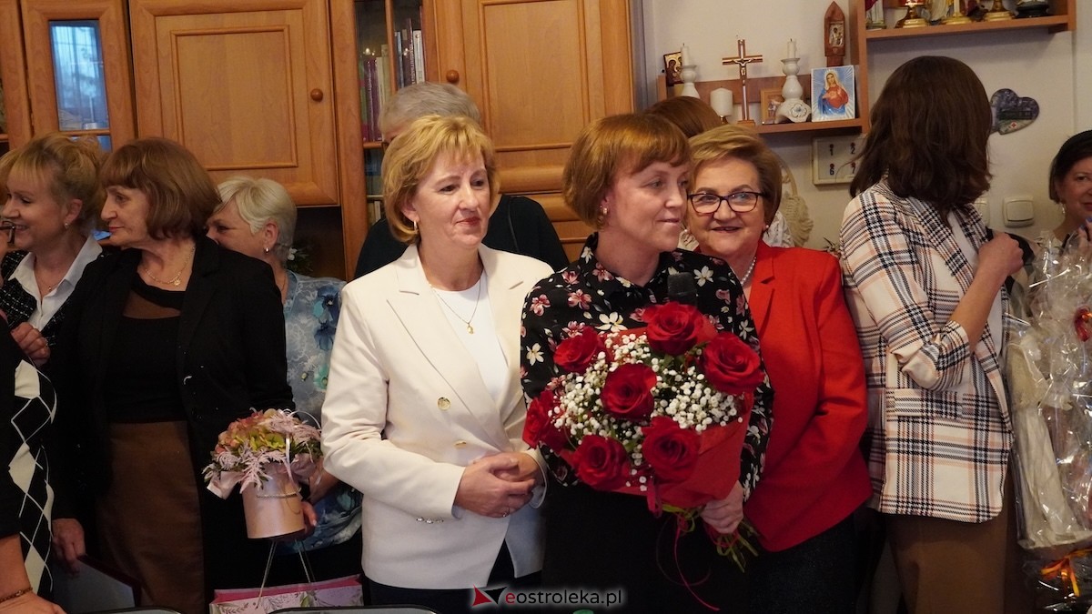 100. urodziny Pani Karoliny Piątkowskiej. Wyjątkowy jubileusz mieszkanki DPS PCK w Ostrołęce [25.11.2025] - zdjęcie #17 - eOstroleka.pl