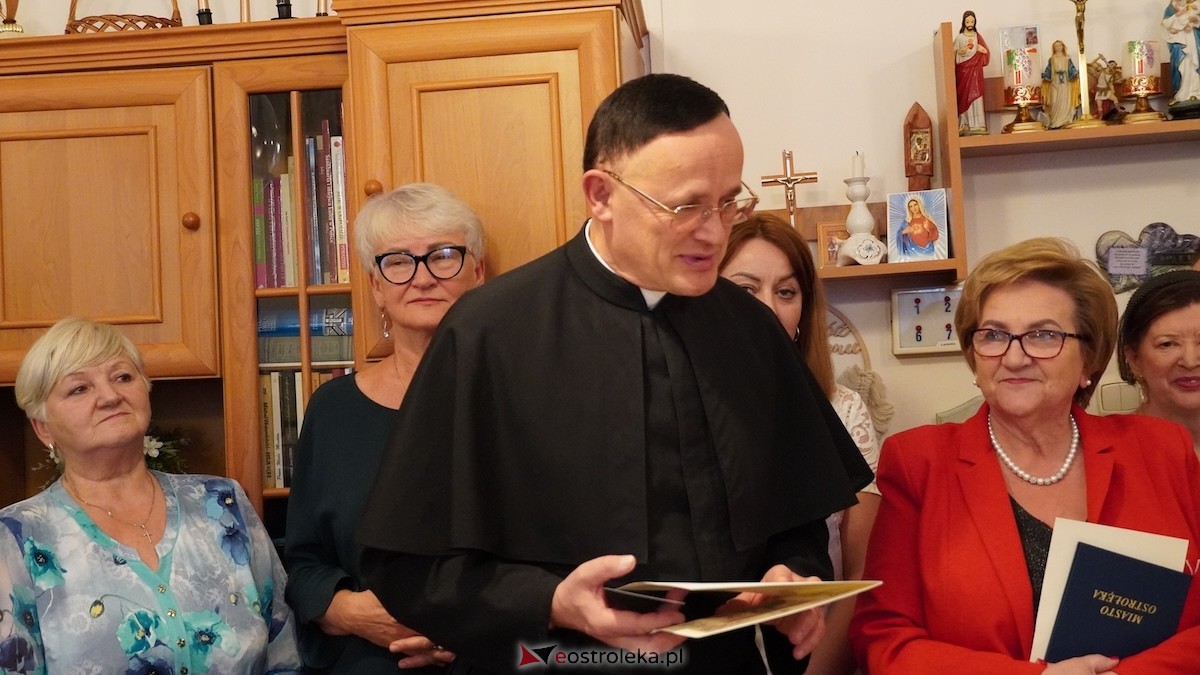 100. urodziny Pani Karoliny Piątkowskiej. Wyjątkowy jubileusz mieszkanki DPS PCK w Ostrołęce [25.11.2025] - zdjęcie #3 - eOstroleka.pl