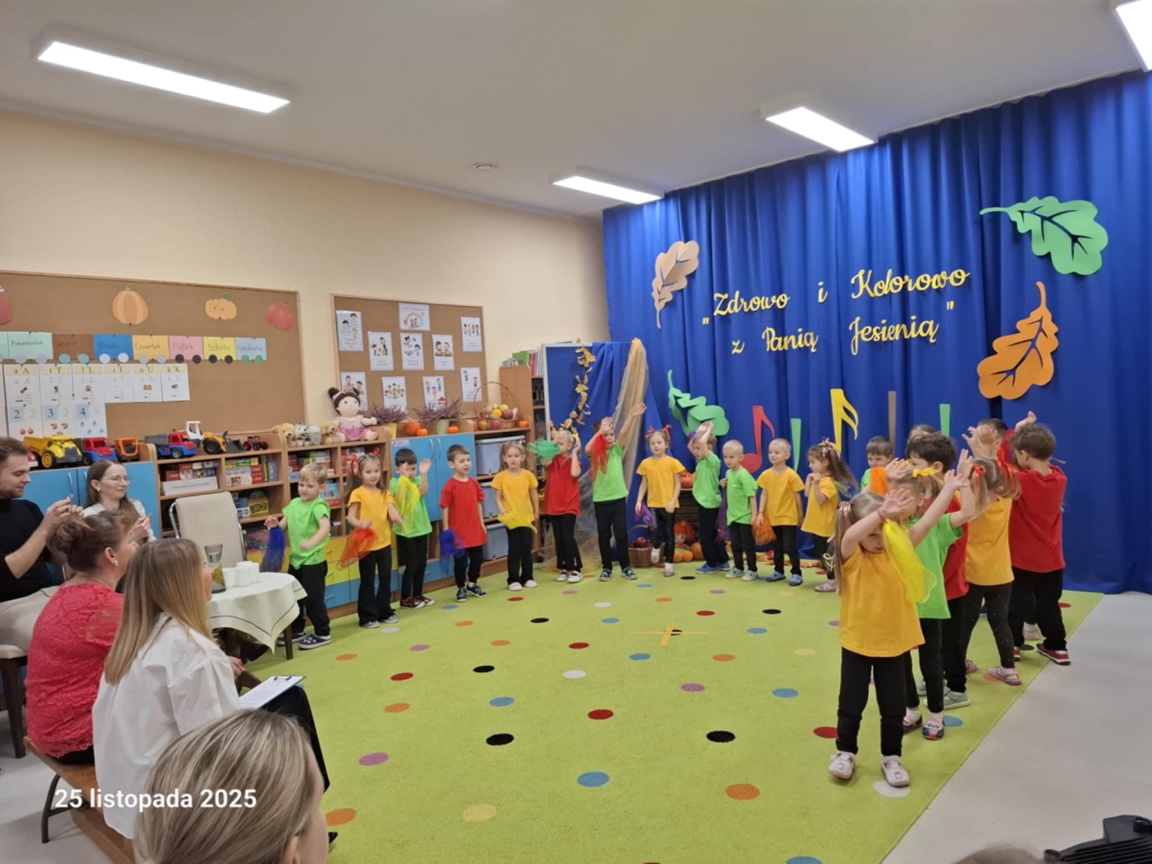 Konkurs „Zdrowo i kolorowo z Panią Jesienią” w PM 18 [27.11.2025] - zdjęcie #5 - eOstroleka.pl