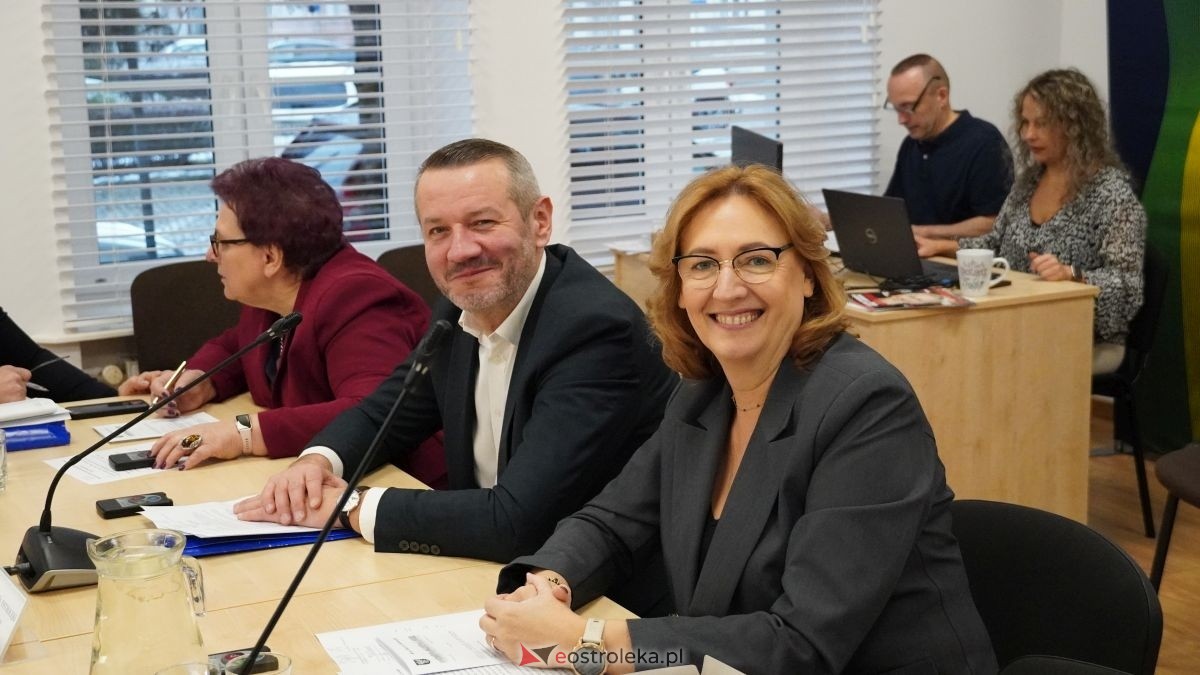Sesja Rady Miasta [27.11.2025] - zdjęcie #51 - eOstroleka.pl