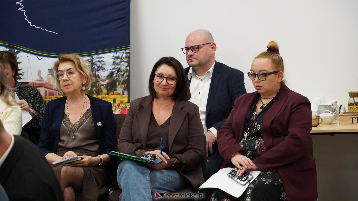 Sesja Rady Miasta [27.11.2025] - zdjęcie #19 - eOstroleka.pl