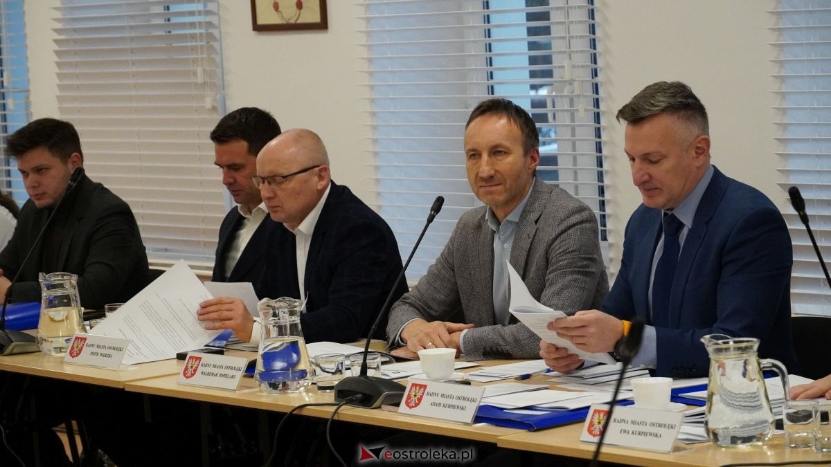 Sesja Rady Miasta [27.11.2025] - zdjęcie #15 - eOstroleka.pl
