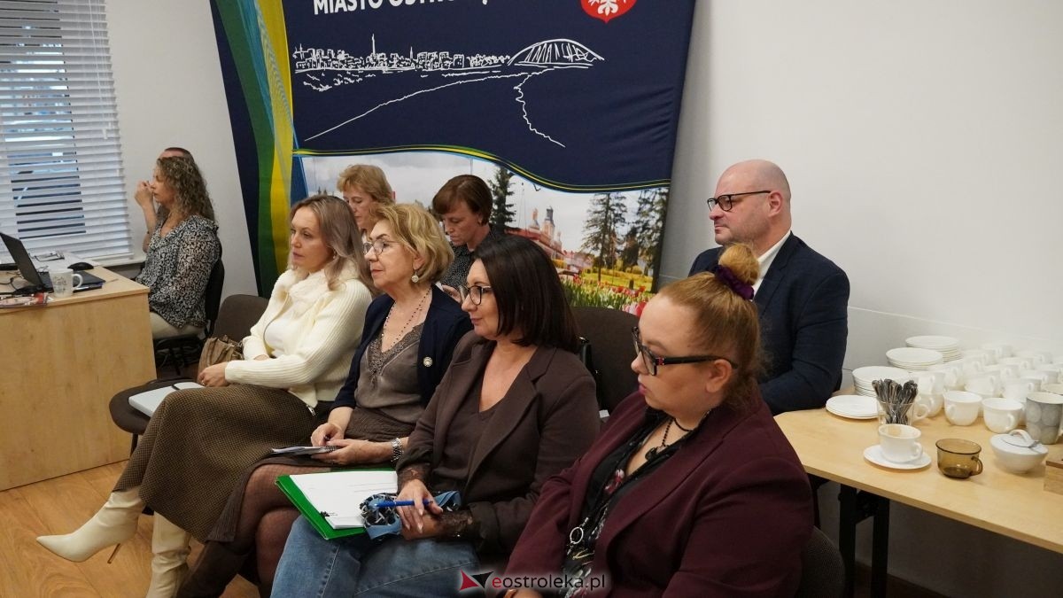 Sesja Rady Miasta [27.11.2025] - zdjęcie #13 - eOstroleka.pl