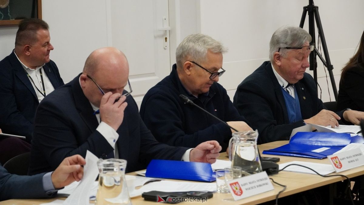 Sesja Rady Miasta [27.11.2025] - zdjęcie #10 - eOstroleka.pl