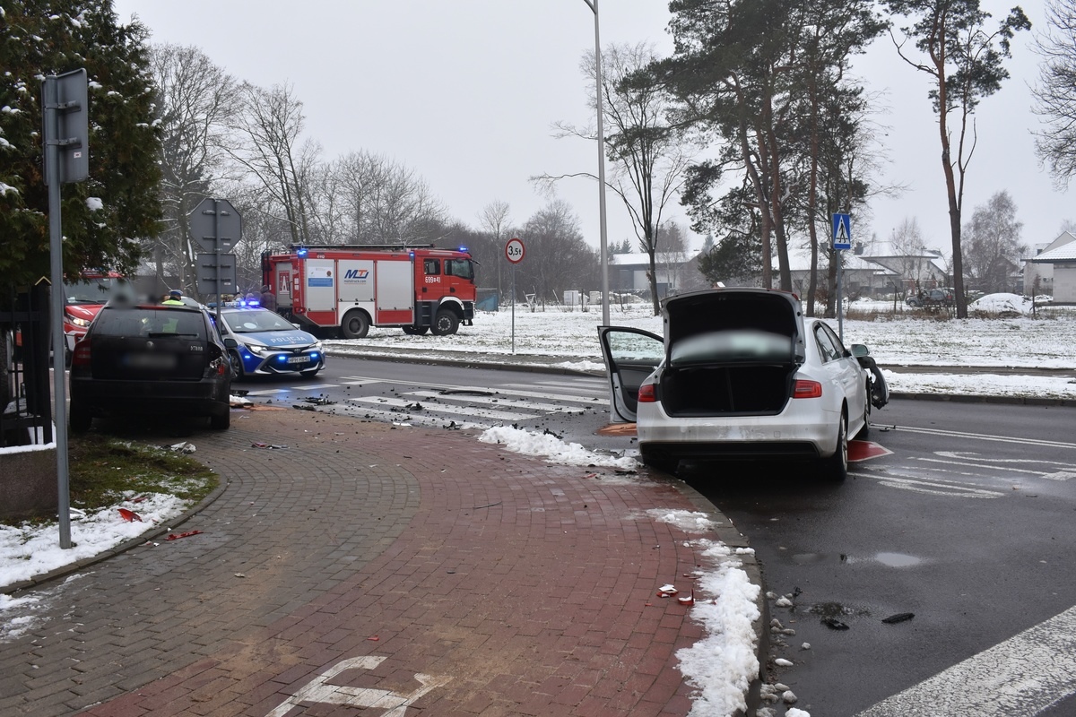 Wypadek w Wyszkowie [27.11.2025] - zdjęcie #4 - eOstroleka.pl