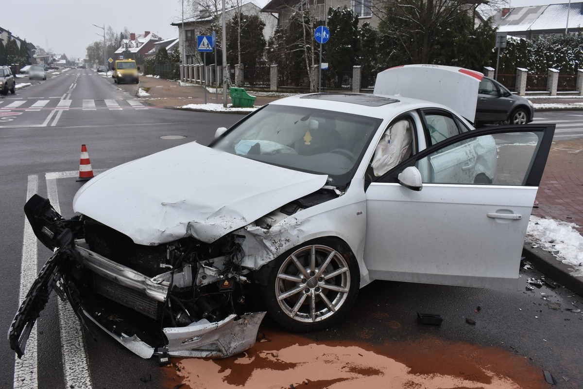 Wypadek w Wyszkowie [27.11.2025] - zdjęcie #1 - eOstroleka.pl