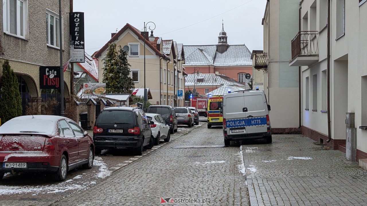 Strażacka akcja przy Bernardyńskiej w Ostrołęce [27.11.2025] - zdjęcie #6 - eOstroleka.pl