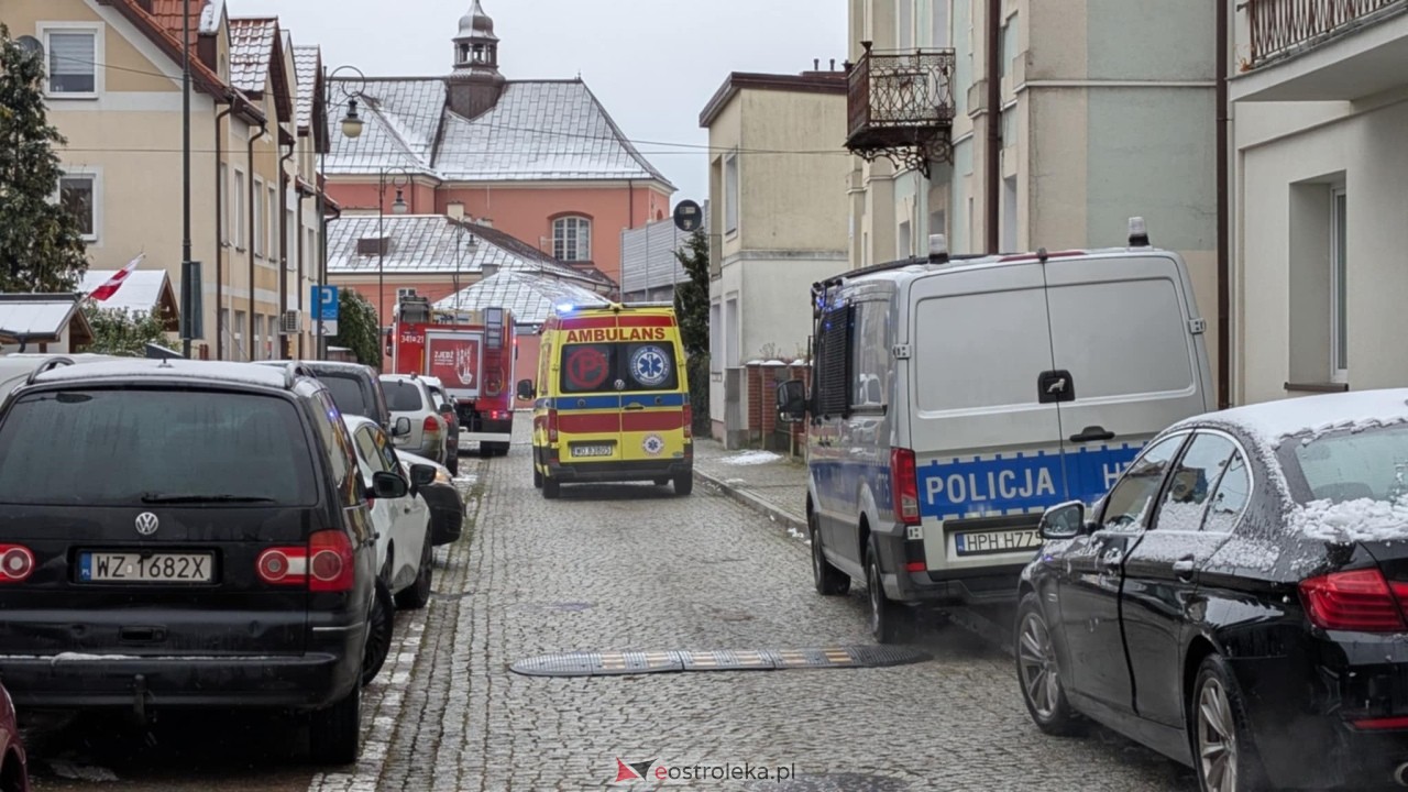 Strażacka akcja przy Bernardyńskiej w Ostrołęce [27.11.2025] - zdjęcie #5 - eOstroleka.pl