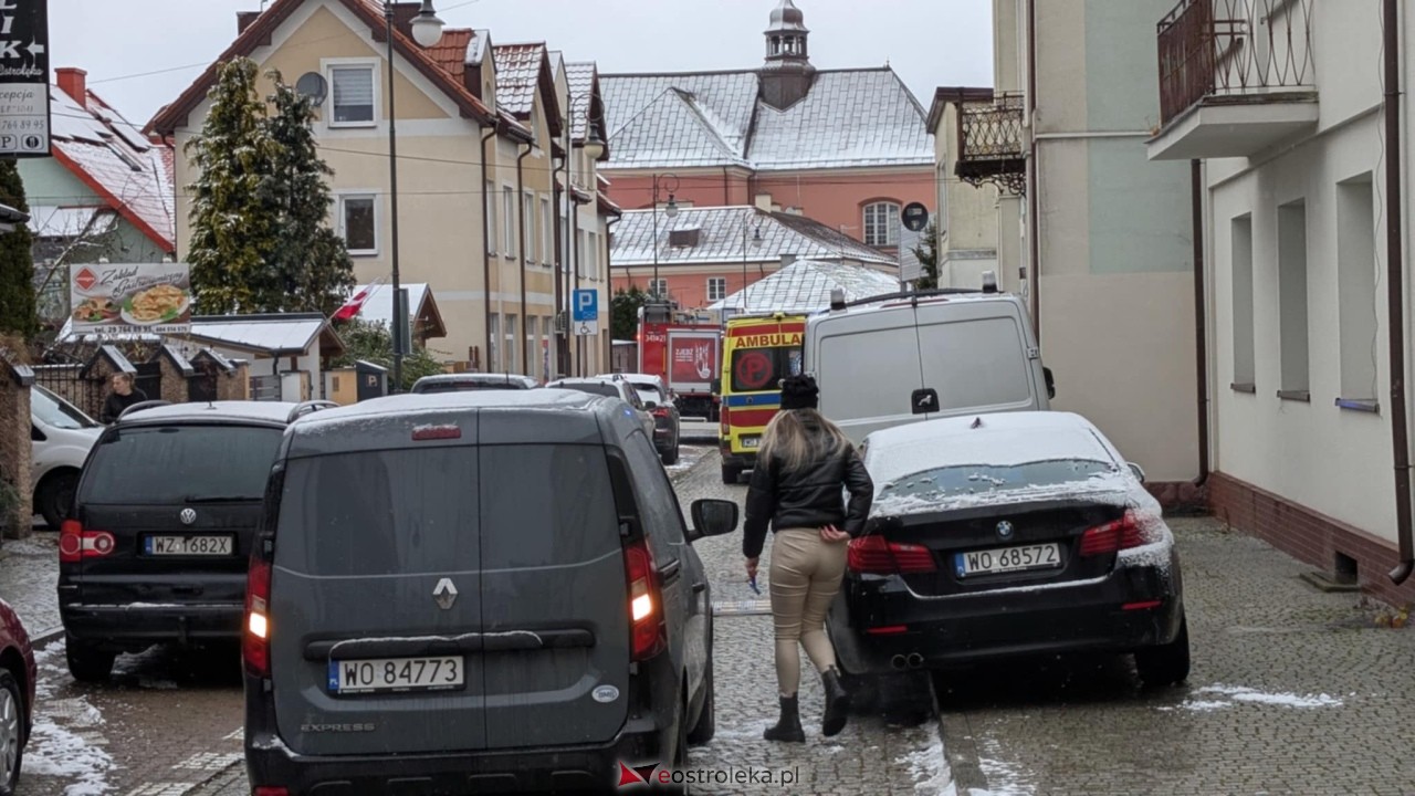 Strażacka akcja przy Bernardyńskiej w Ostrołęce [27.11.2025] - zdjęcie #4 - eOstroleka.pl