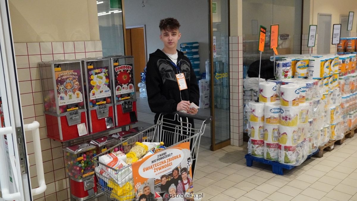 Ruszyła Świąteczna Zbiórka Żywności w Ostrołęce i powiecie! Gdzie i jak pomóc? [28.11.2025] - zdjęcie #35 - eOstroleka.pl