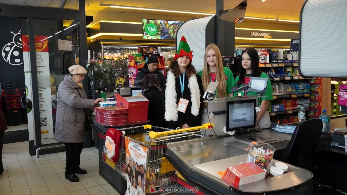 Ruszyła Świąteczna Zbiórka Żywności w Ostrołęce i powiecie! Gdzie i jak pomóc? [28.11.2025] - zdjęcie #18 - eOstroleka.pl